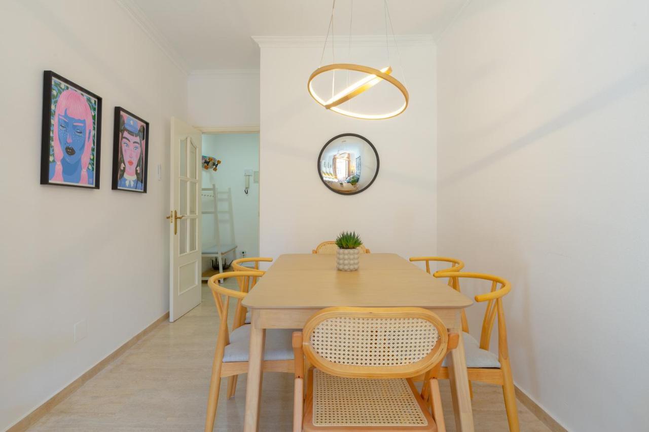 Bright Apartment With Patio And Balconies In The Center Málaga Exterior foto