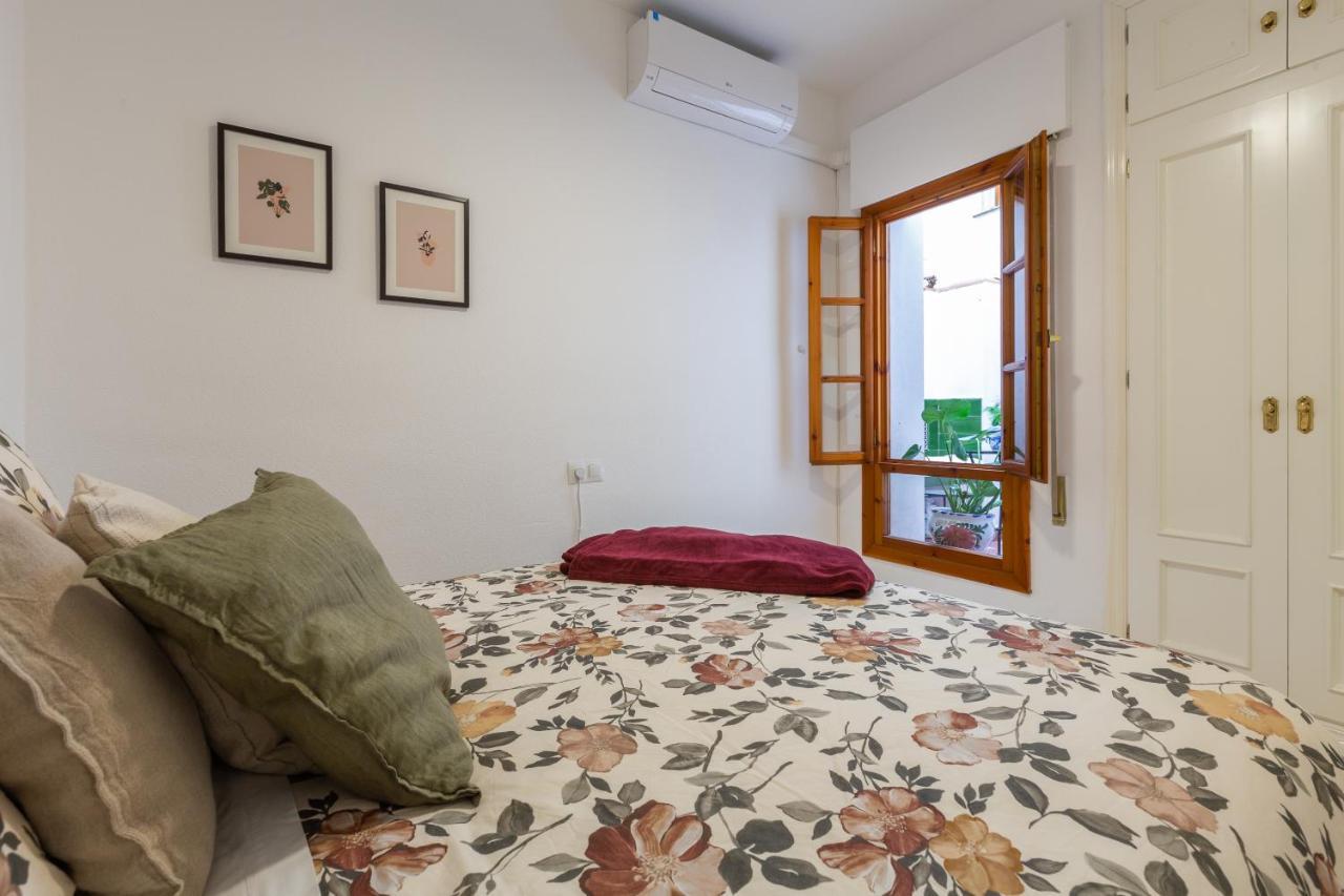 Bright Apartment With Patio And Balconies In The Center Málaga Exterior foto